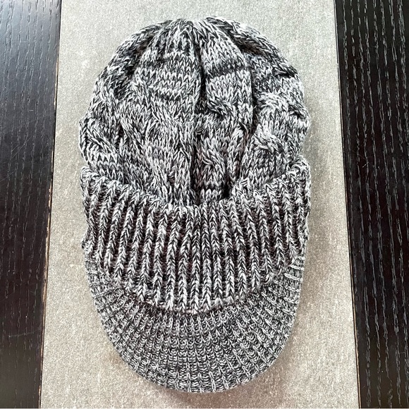 NWT Chunky Knit Jeep Cap Hat - Picture 7 of 7